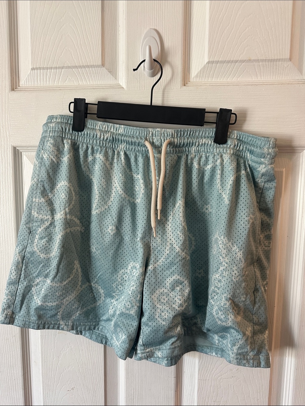 Men's Aqua Floral Mesh Athletic Shorts